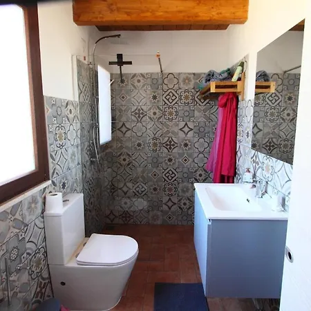 Homestay Domu Santa Barbara *